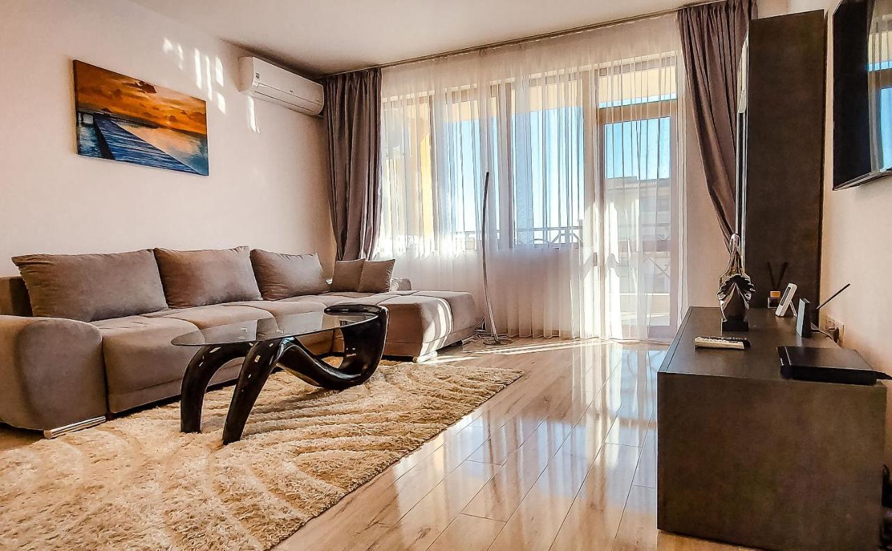 Lighthouse Golf Resort, 75 Mp2, With Balcony Balchik Exterior photo